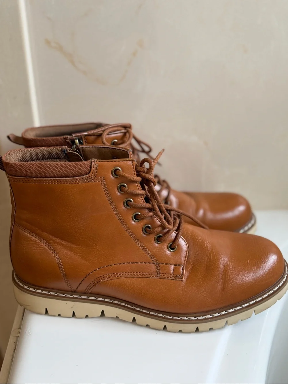 Steve Madden Men's Tan Lace-Up Chukka Boots size 10.5